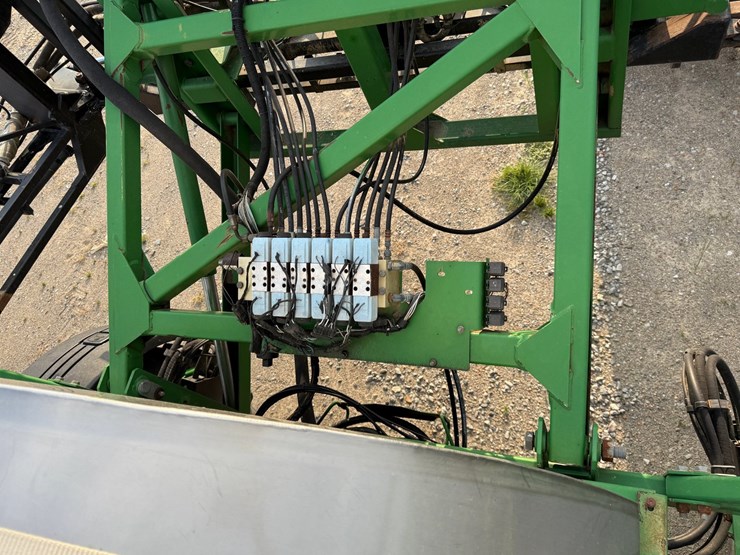 2002-john-deere-4710-image-106
