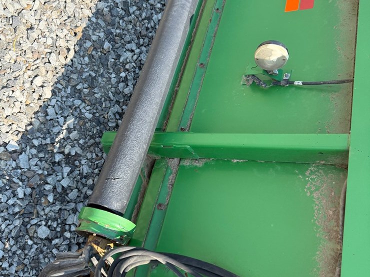 john-deere-630f-image-17