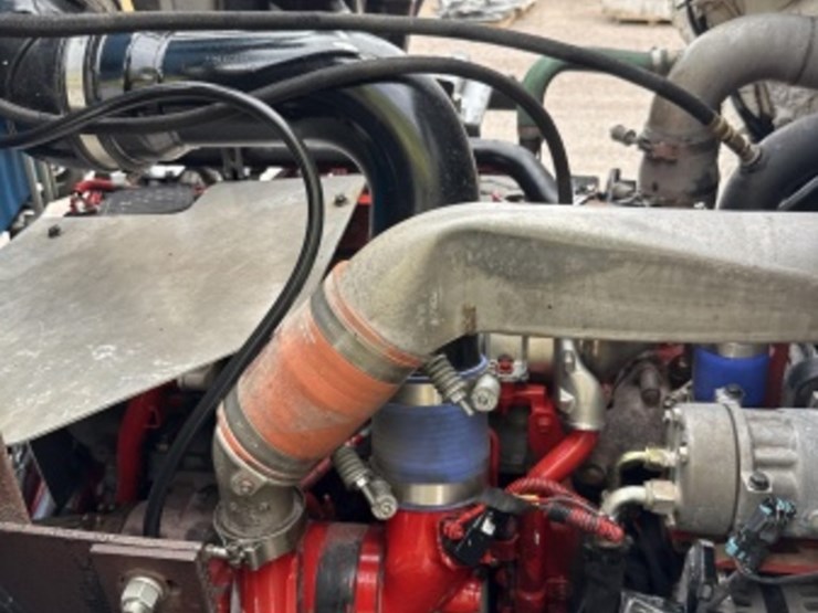 2018-mack-lr-rear-loading-trash-truck-image-27