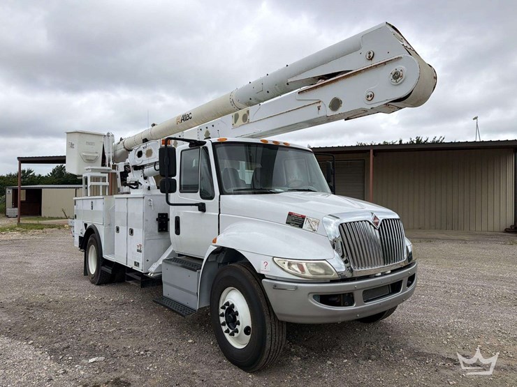 2017-international-durastar-4300-image-32