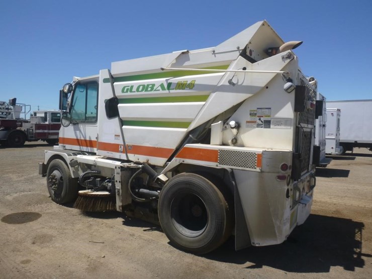 2013-global-m4-sweeper-image-4