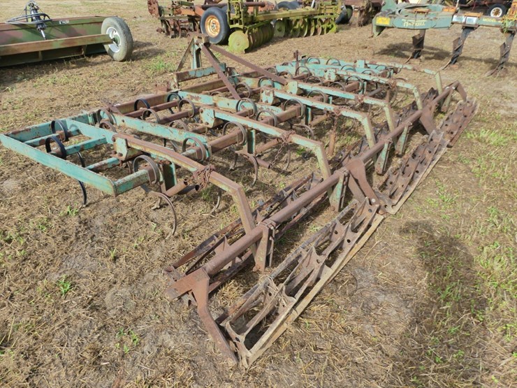kmc-3pt-14'-field-cultivator-image-4