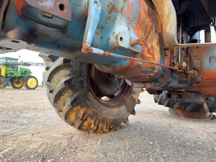 ford-tractor-image-29