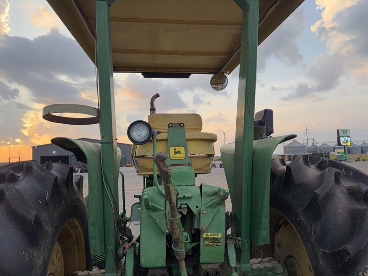 john-deere-4020-image-17