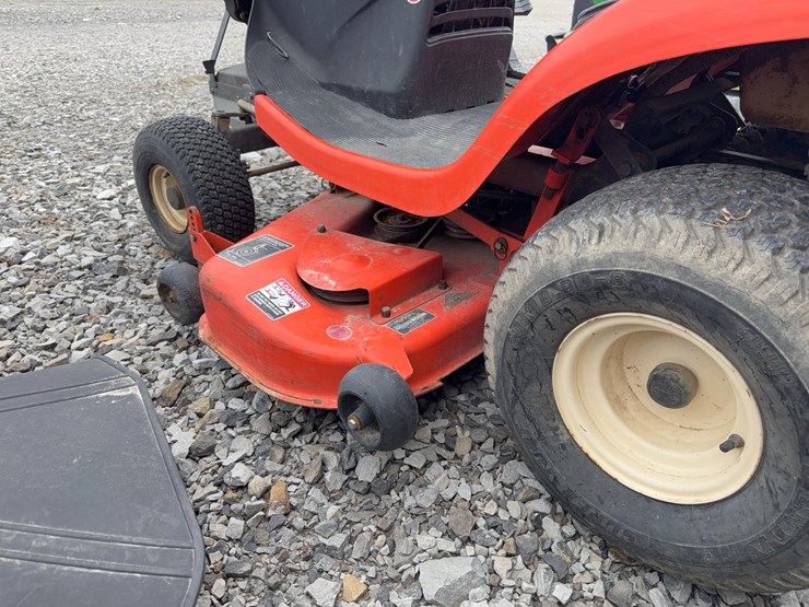 kubota-t1670-image-7