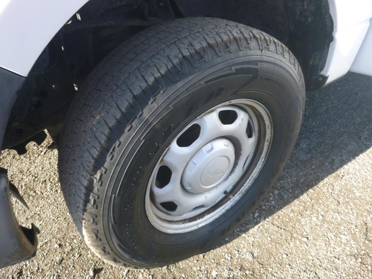 2012-ford-f150-image-13