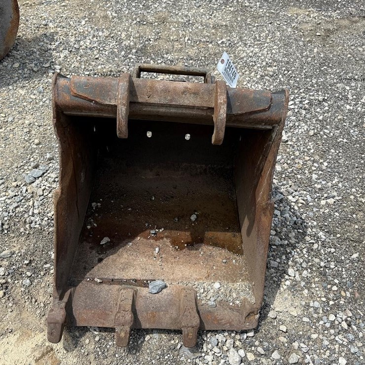 Bobcat 24” Excavator Bucket