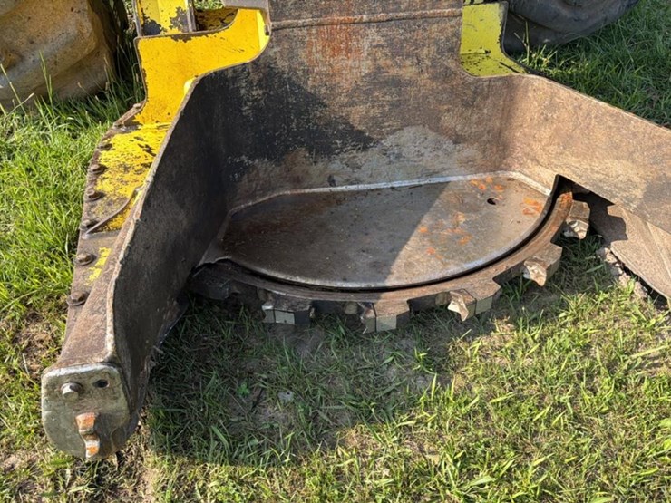 2012-deere-843k-image-12