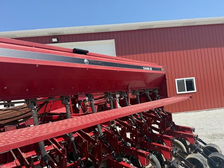 case-ih-5500-image-27