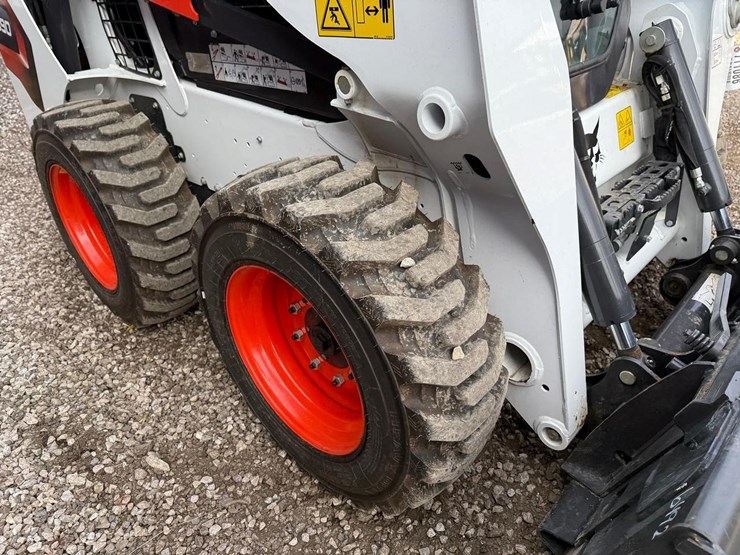 2025-bobcat-s590-image-12
