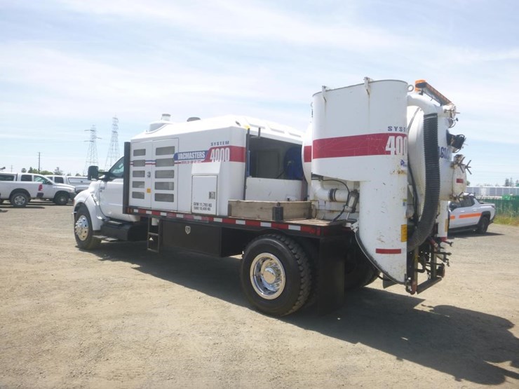 2015-ford-f650-image-4