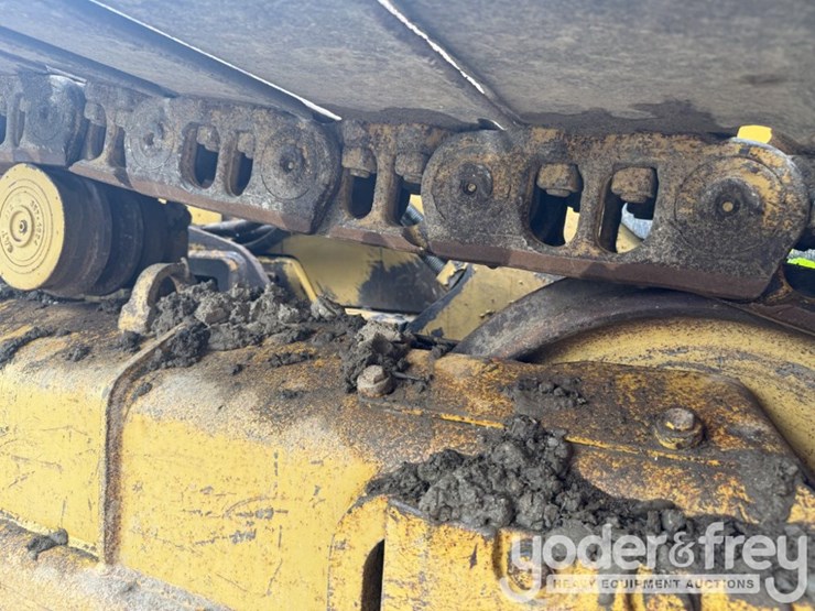 2019-caterpillar-d6k2-lgp-image-26