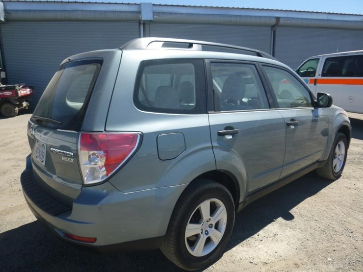 2012-subaru-forester-image-3