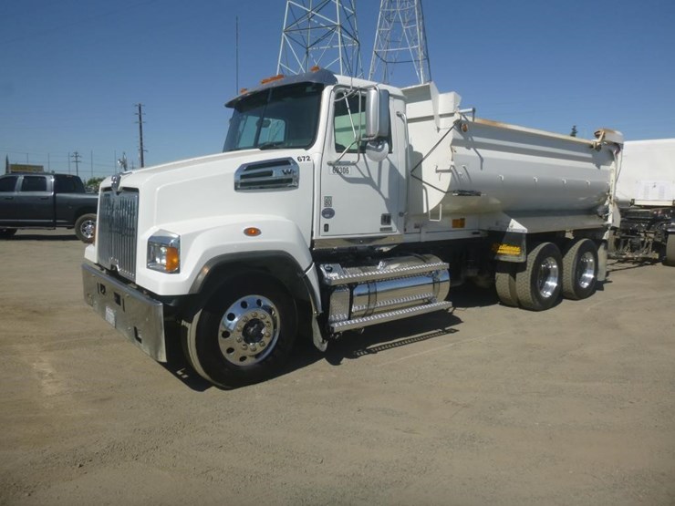 2019-western-star-4700sf-image-2