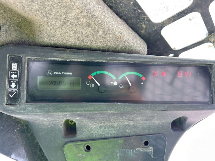deere-325g-image-9