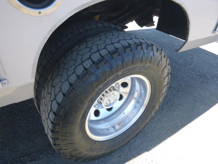1999-dodge-ram-3500-image-14