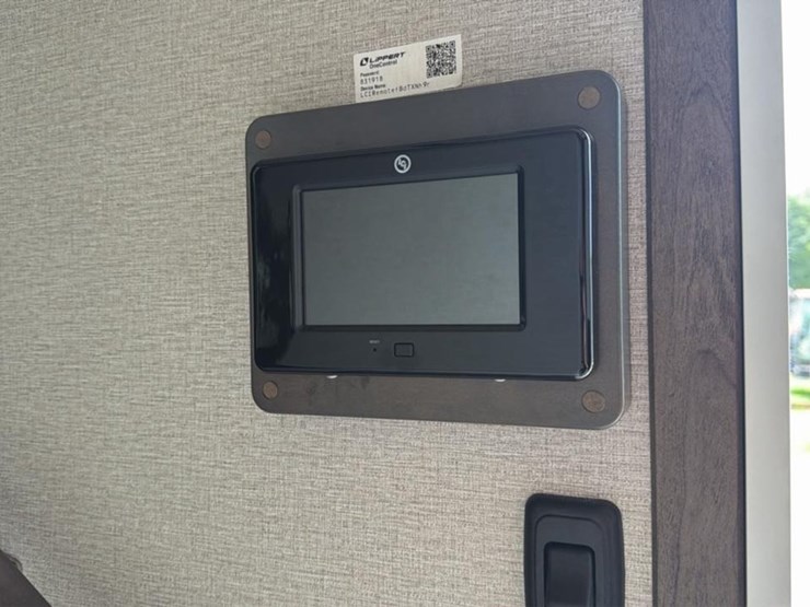 #138-•-2022-grand-design-solitude-345gk-camper-image-58