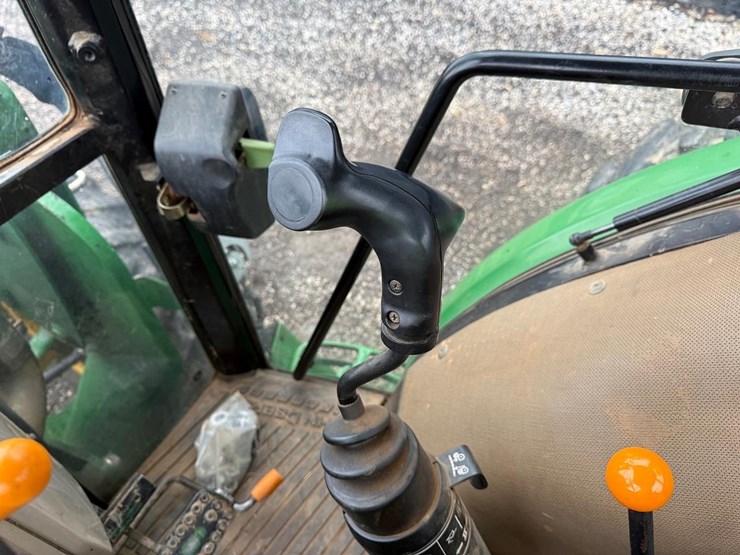 2012-john-deere-6115d-image-25