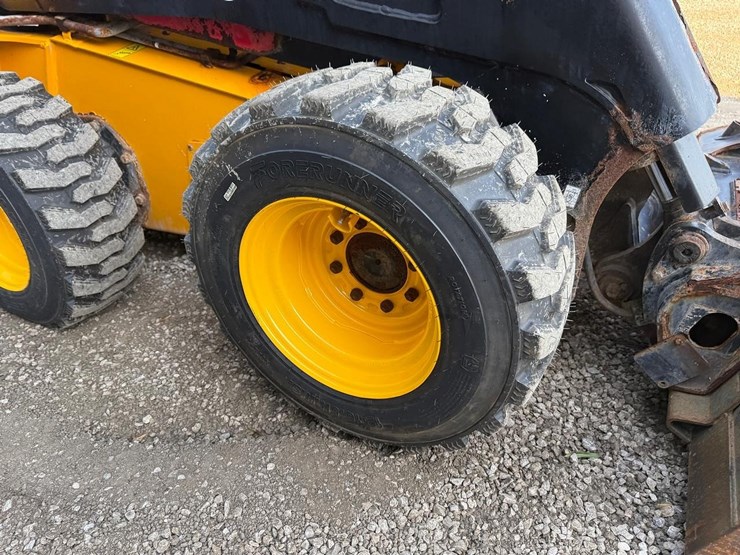 2023-jcb-270-image-12