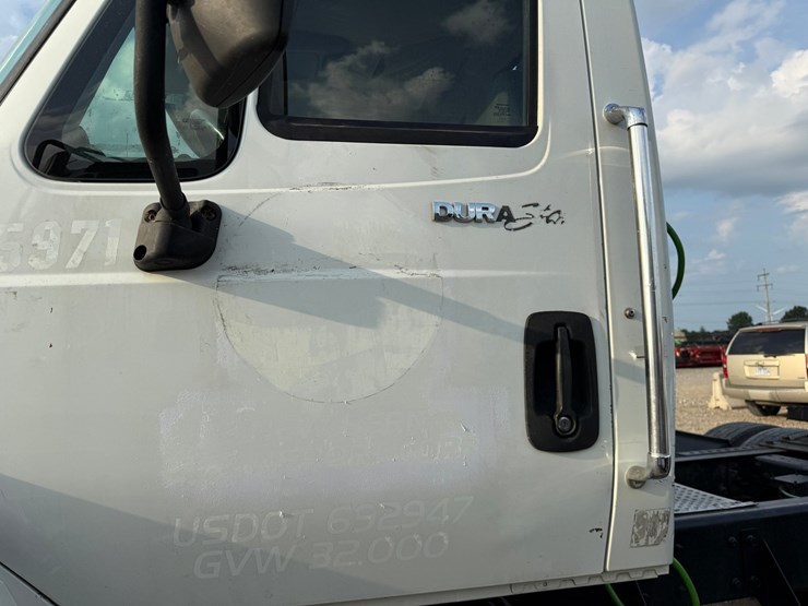 2008-international-durastar-4400-image-26