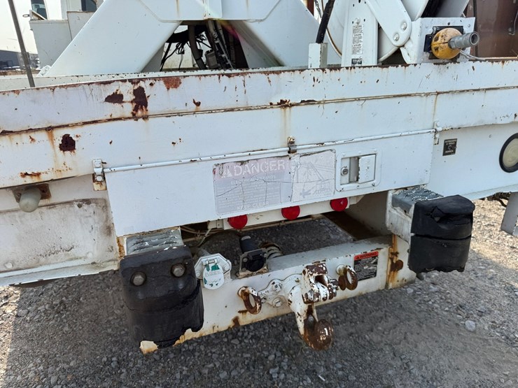 2007-international-durastar-4300-image-13