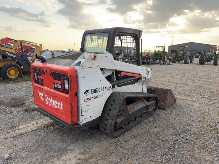 bobcat-t550-image-5