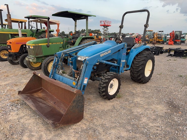 new-holland-7308-image-1