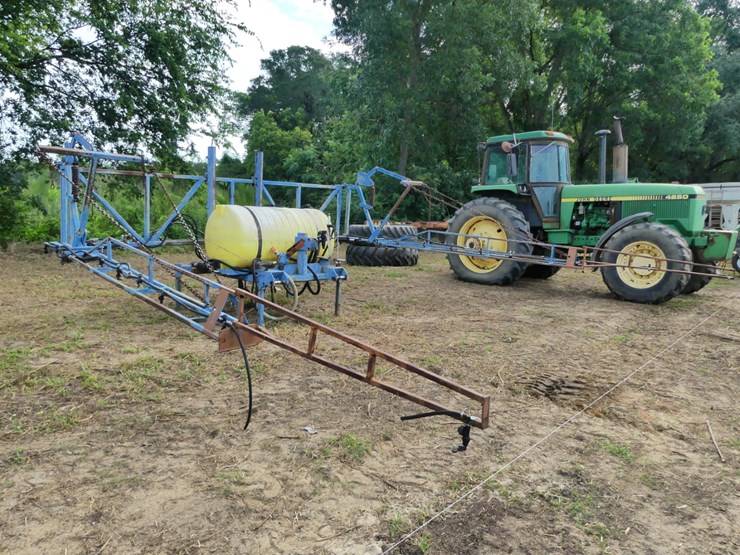 3pt-200-gal-boom-sprayer-image-3