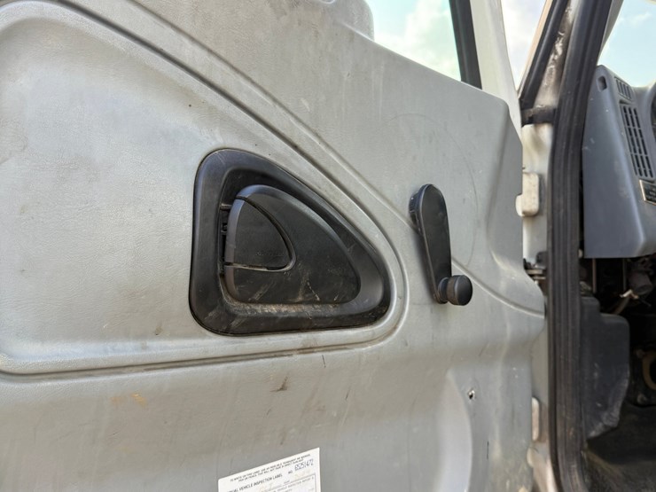 2007-international-durastar-4300-image-108
