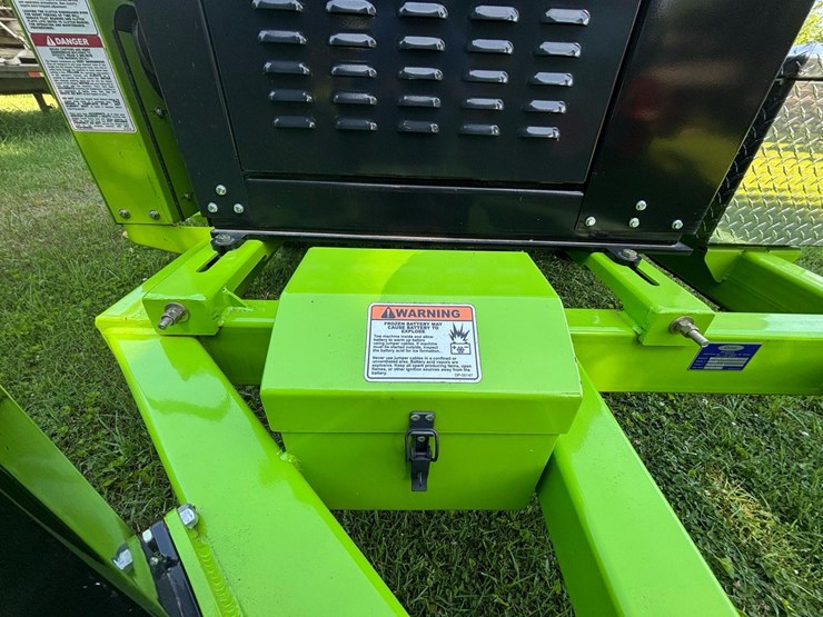 #157-•-2024-vortex-v12-31-towable-brush-chipper-image-52