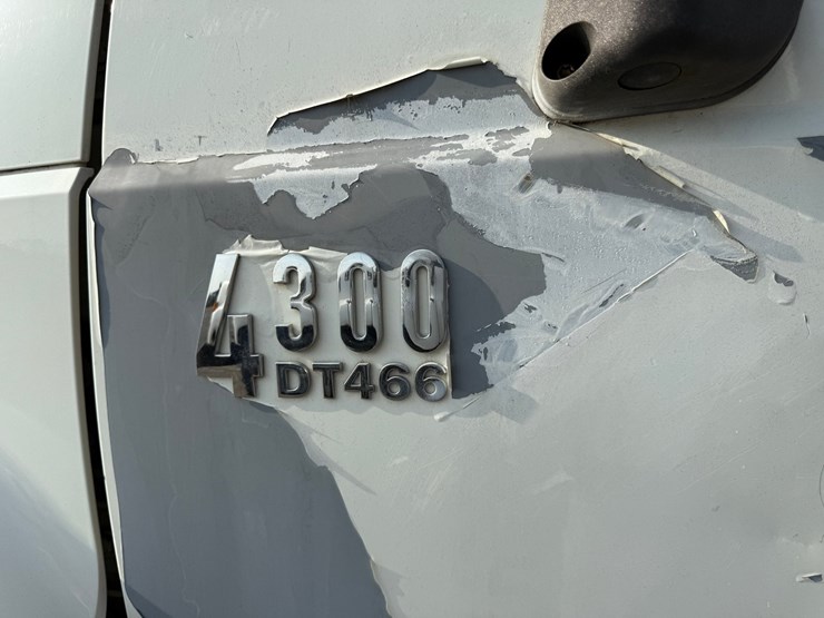 2007-international-durastar-4300-image-94