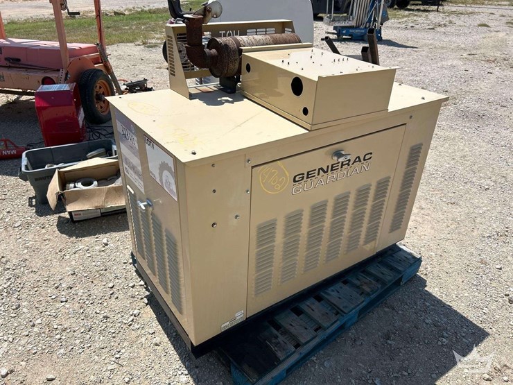 2002-generac-sg0043712-20kw-lp-standby-generator-image-1