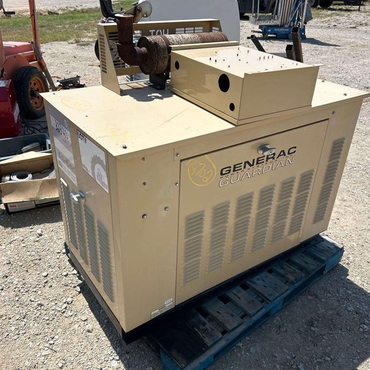2002 Generac SG0043712 20kW LP Standby Generator