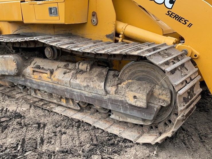 2005-deere-655c-image-56