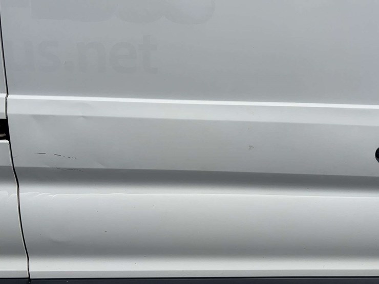 2017-ford-transit-image-30