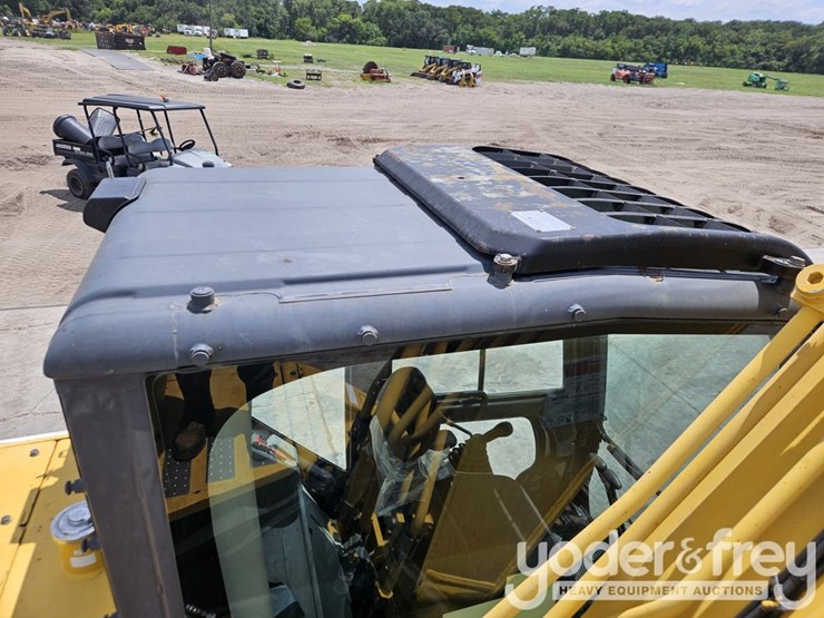 2018-kobelco-sk210-image-31