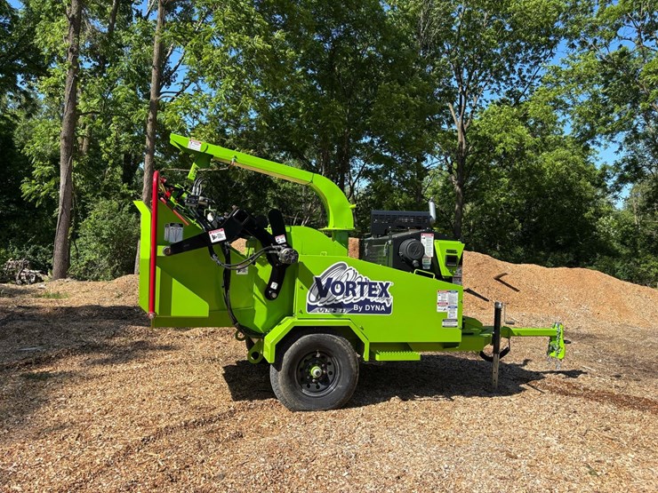 #157-•-2024-vortex-v12-31-towable-brush-chipper-image-64