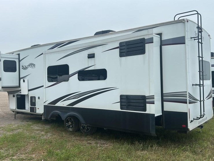 #138-•-2022-grand-design-solitude-345gk-camper-image-6