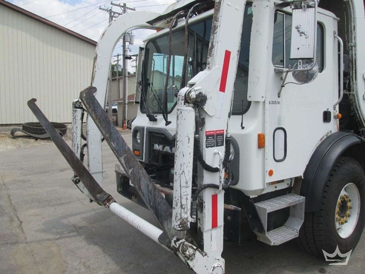 2016-mack-mru613-image-7