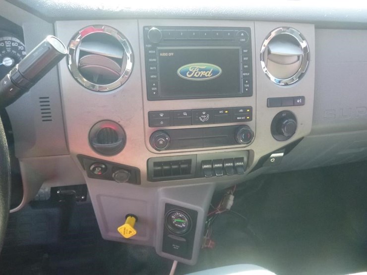 2016-ford-f650-image-19