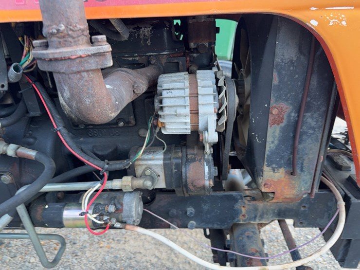 2004-tractor-king-200-image-21