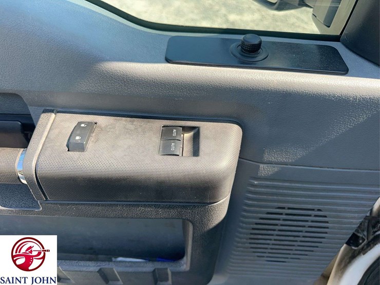 2016-ford-f250-xl-image-35
