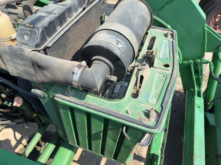 1992-john-deere-1070-image-35