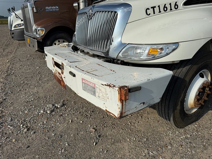 2007-international-durastar-4300-image-99