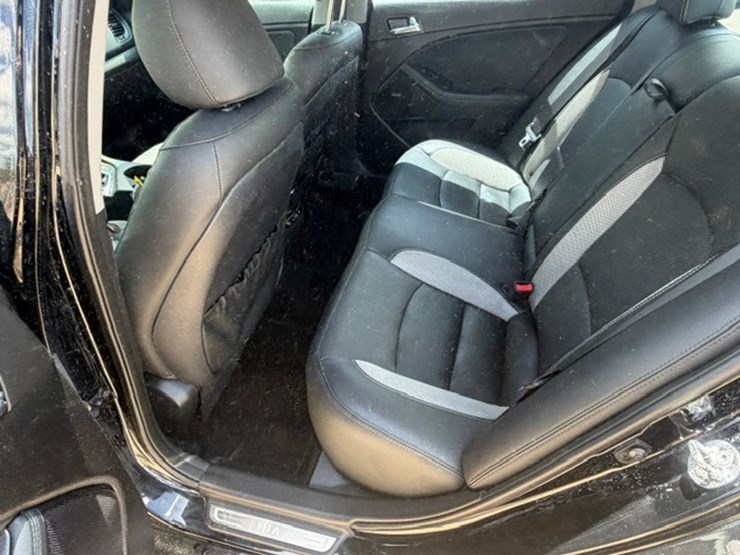 #83572-•-2013-kia-optima-image-23