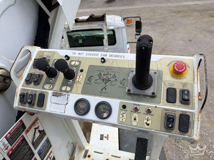 2019-international-durastar-4300-image-28
