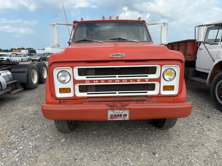 1968-chevrolet-50-image-2