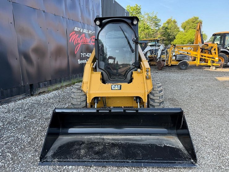 2015-caterpillar-262d-image-7