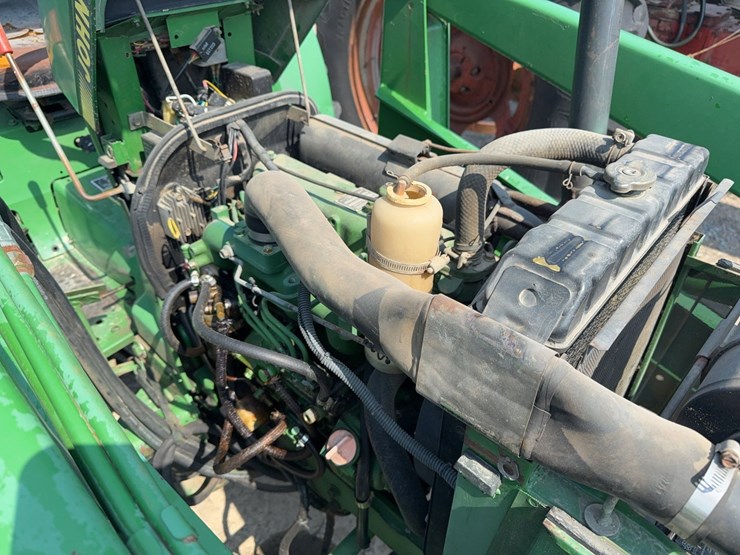 1992-john-deere-1070-image-33