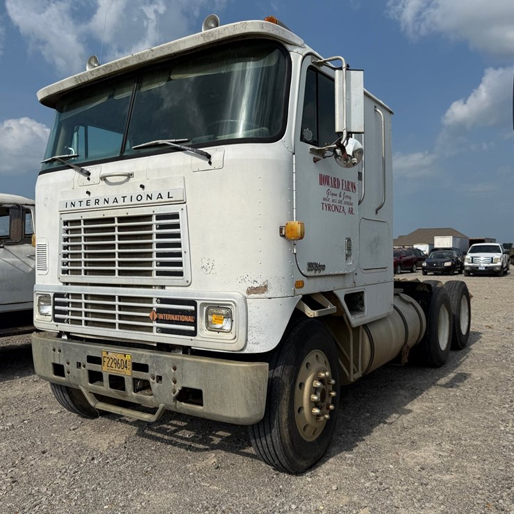 1984 INTERNATIONAL COF9670